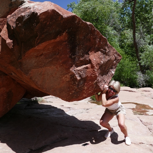 Meet your Posher, Dawn - Picture 1 of 1